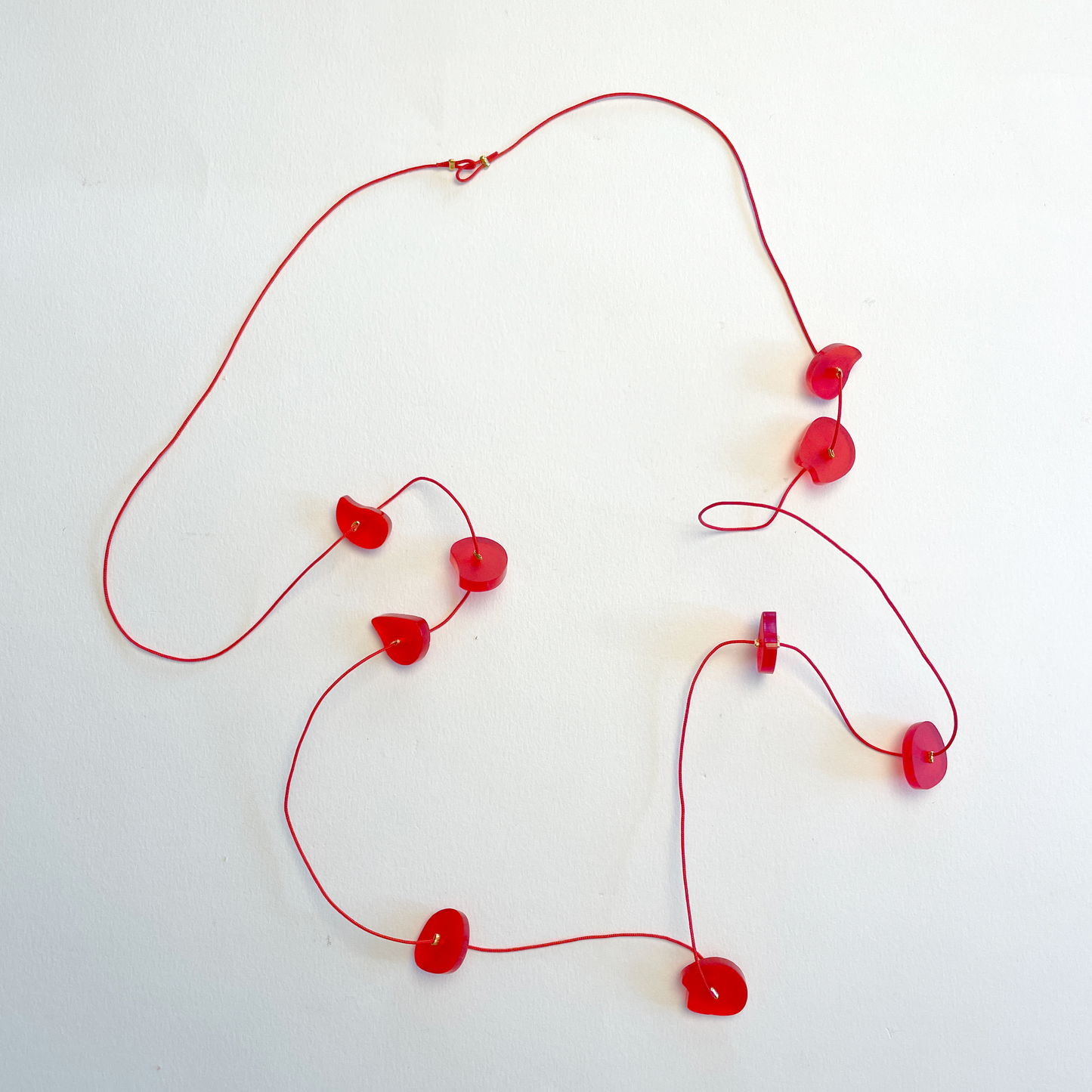 Rød halskæde